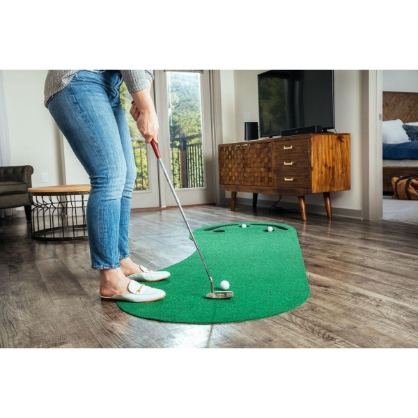 Par Three Golf Putting Green (3' x 9') - Image 2