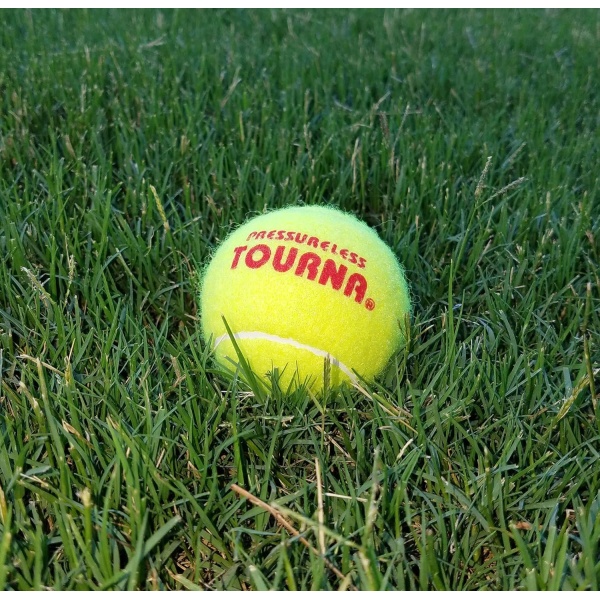 Tourna Mesh Carry Bag of 18 Tennis Balls - Image 4